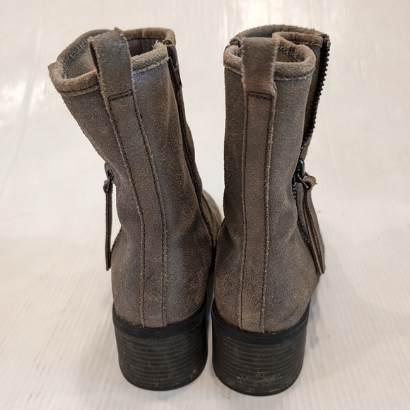 CLARKS Collection Nevella Devon Women's taupe suede zip ankle booties size 10 - Picture 7 of 15